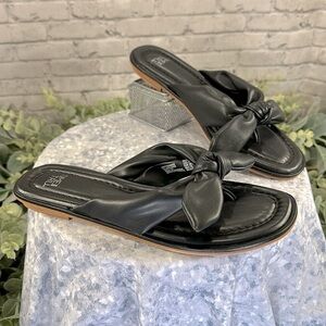 Time and Tru Black Knotted Bow Comfort Flip-Flop Sandals Women’s 8M☀️VGUC☀️